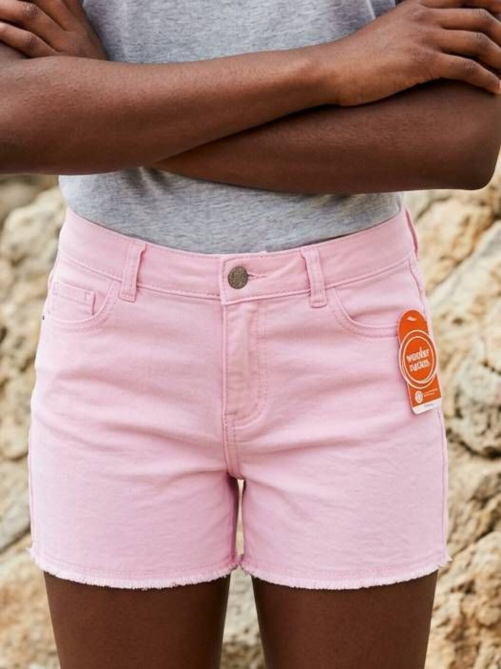 🔺️NWT Pink Raw Hem Denim Shorts Size 16 Plus